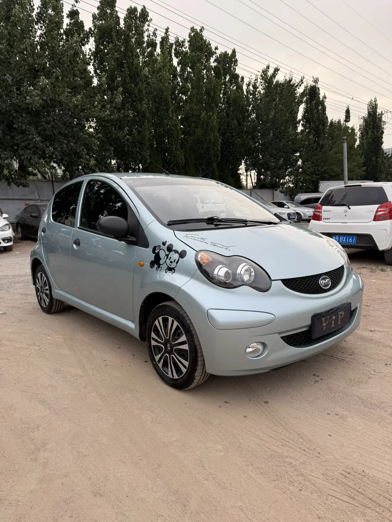BYD F0
