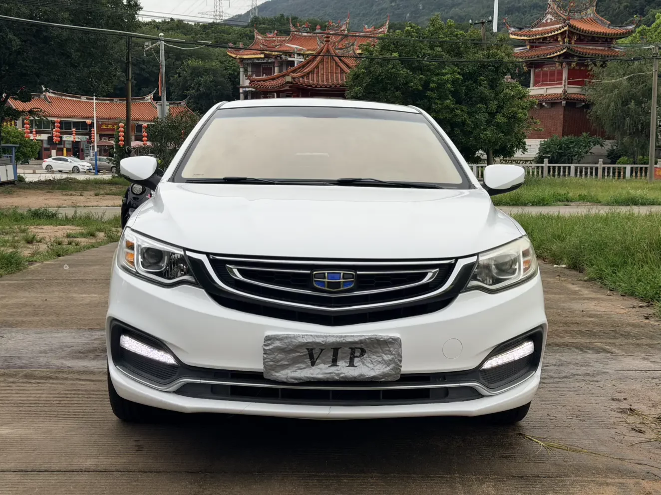Geely Vision