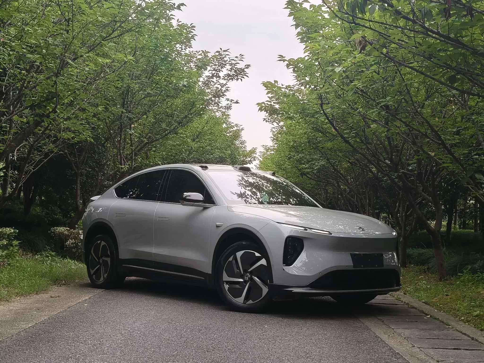 NIO EC6