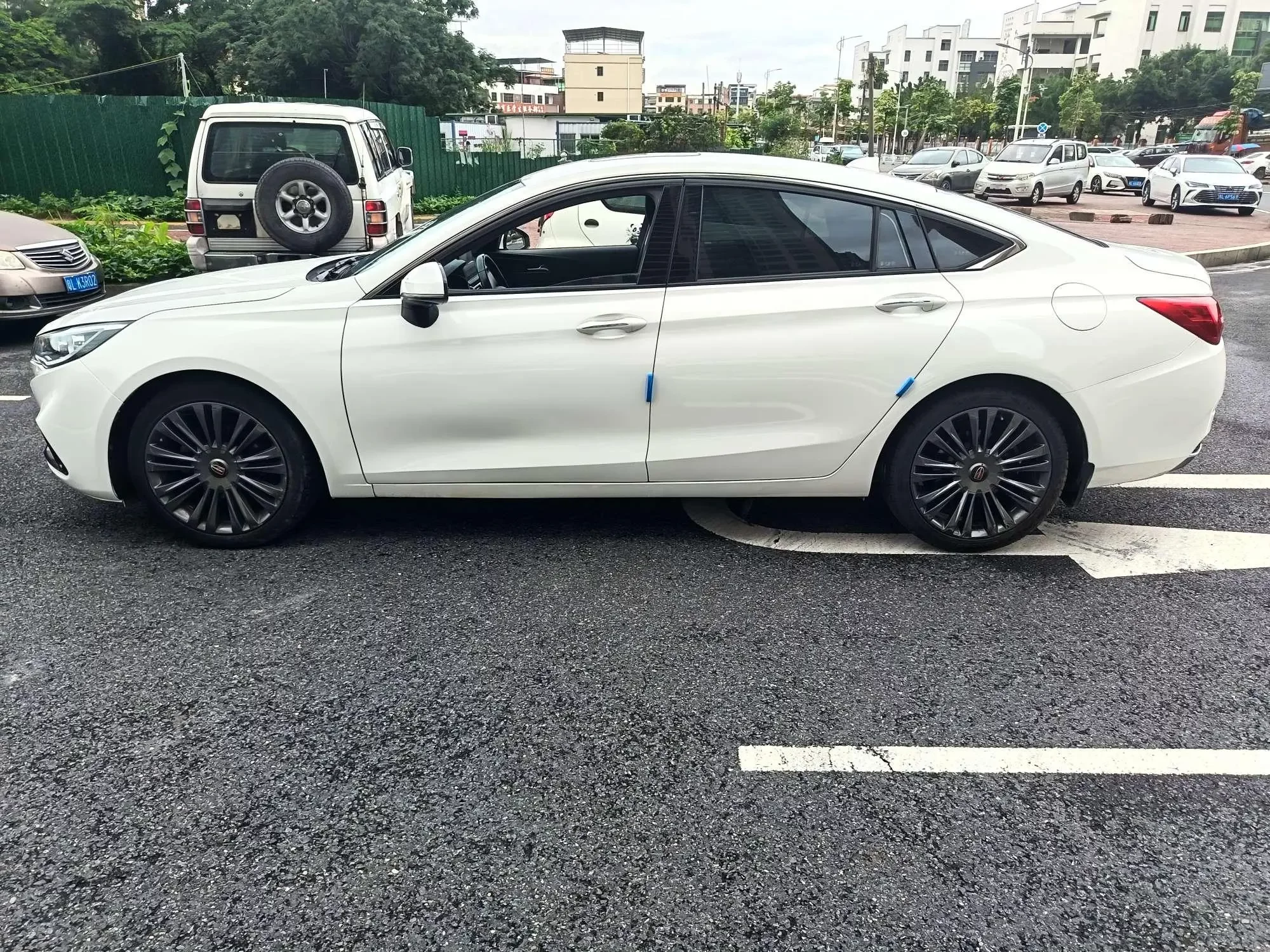 Hongqi H5 classic