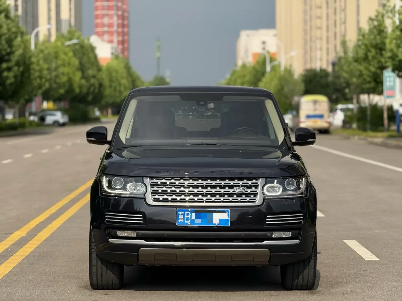Land Rover range rover