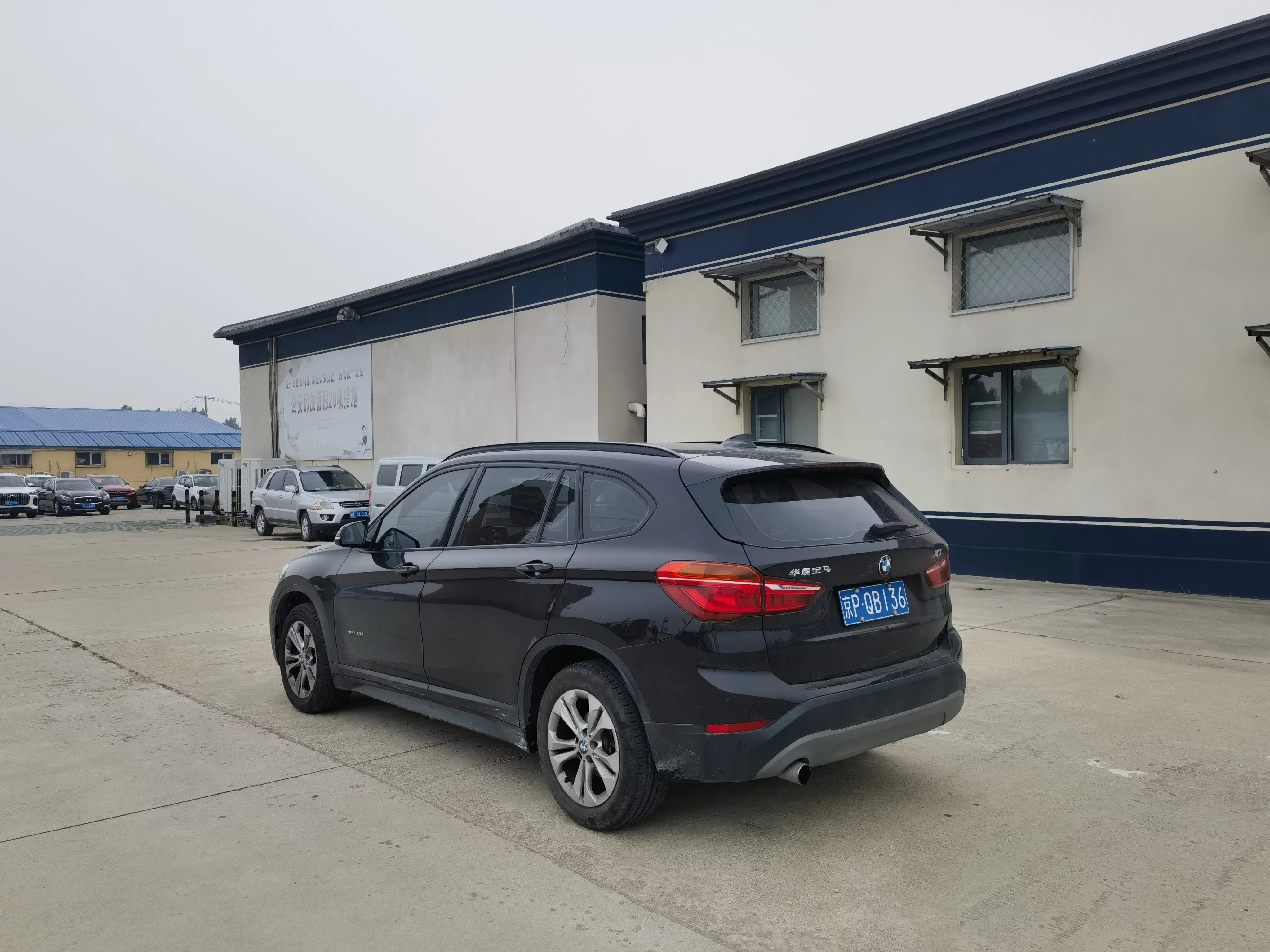 BMW X1