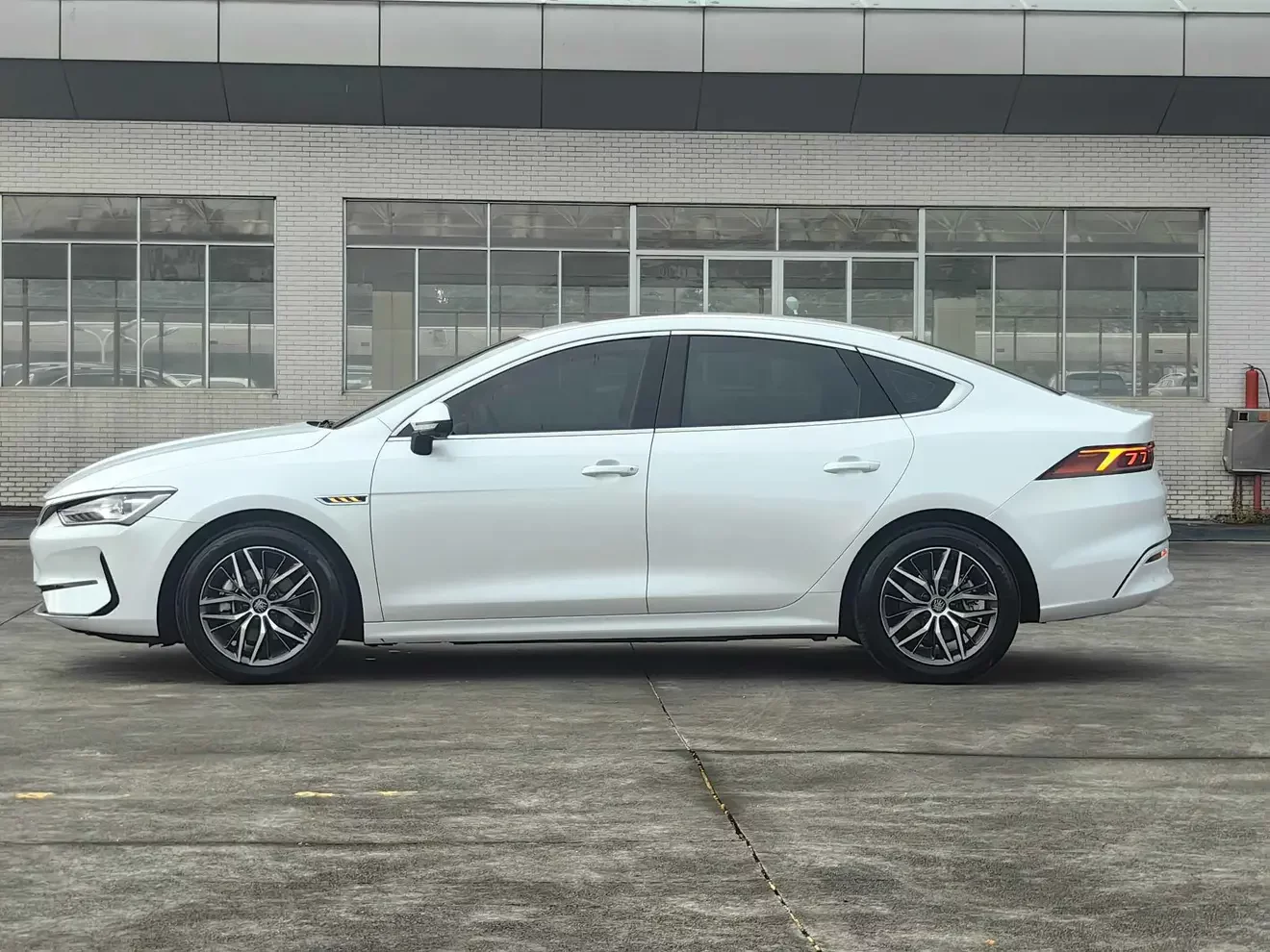 BYD Qin PLUS EV