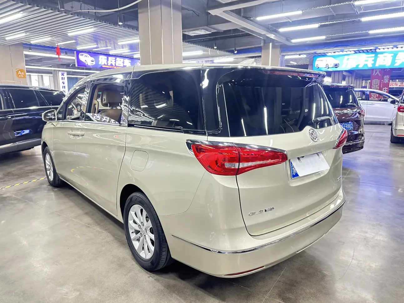 Buick GL8
