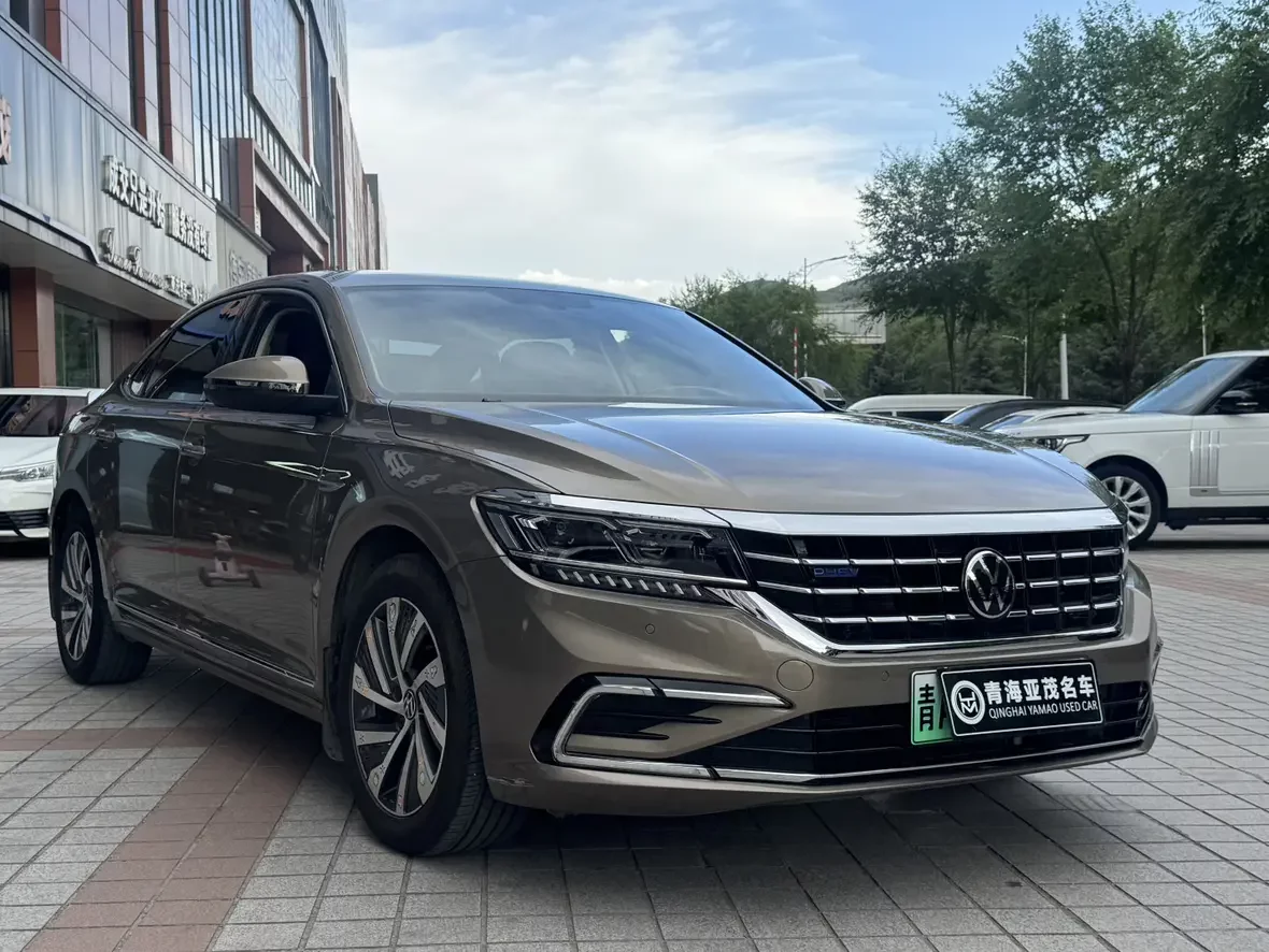 Volkswagen Passat PHEV