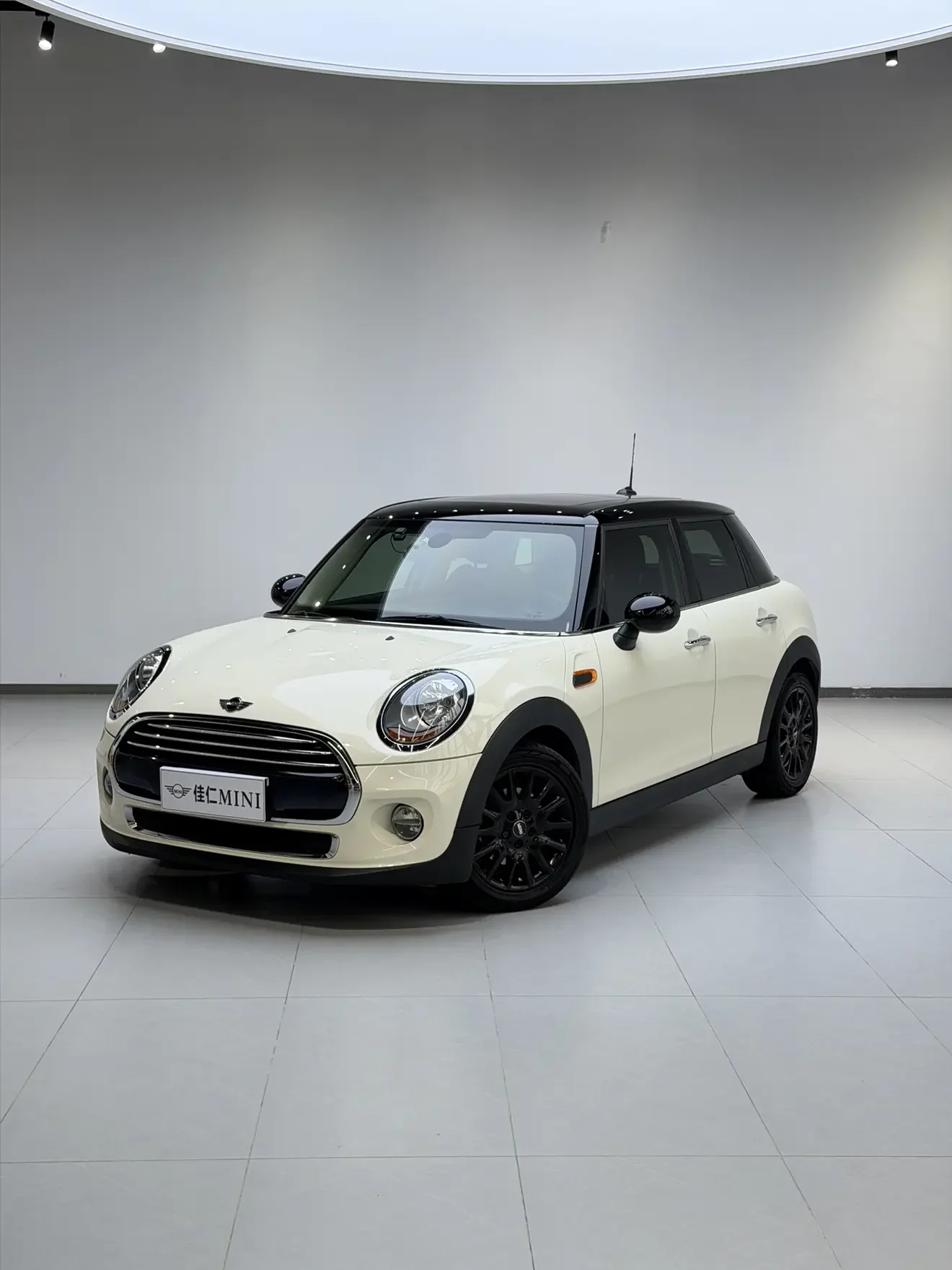 MINI 