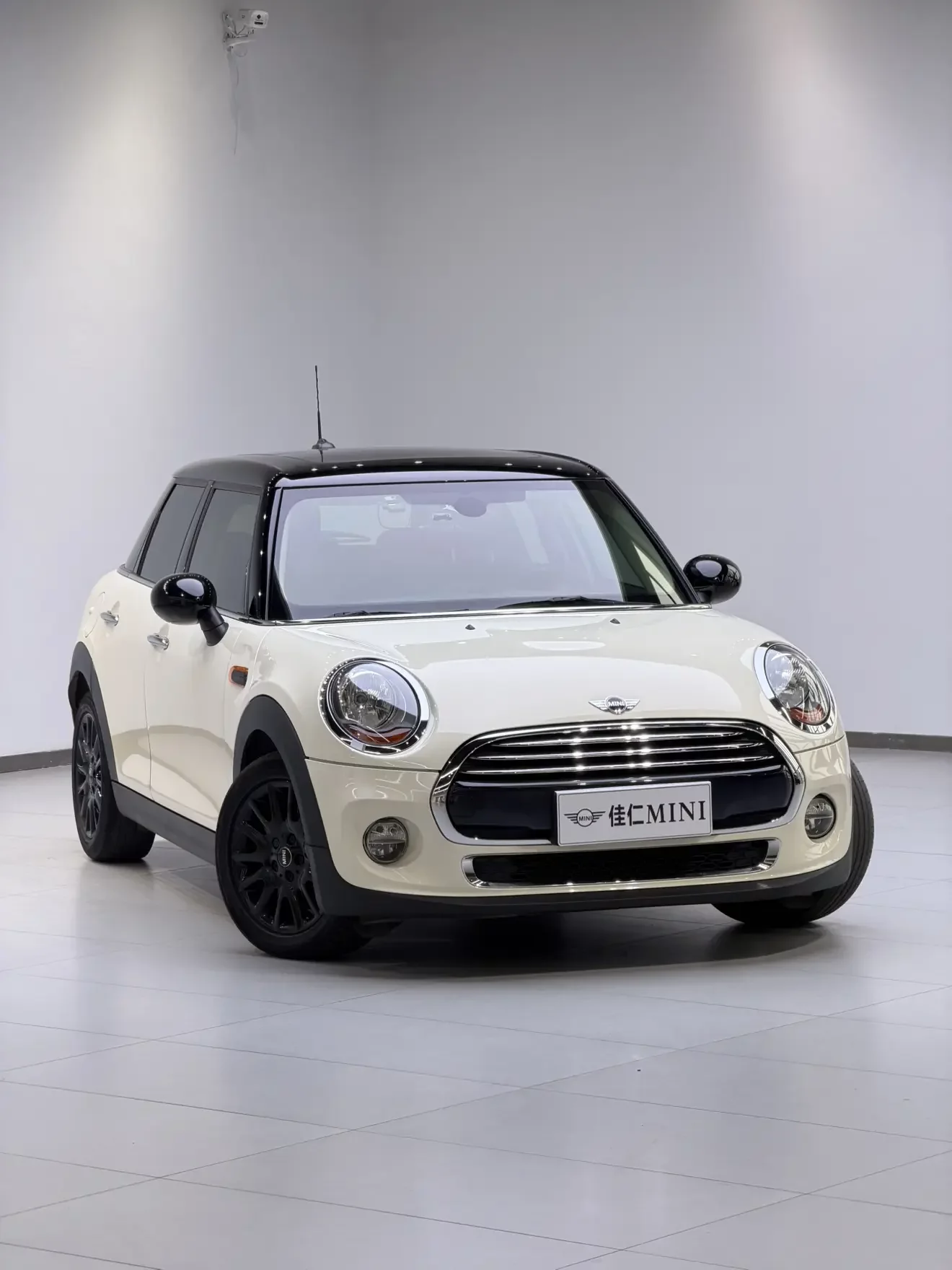 MINI 