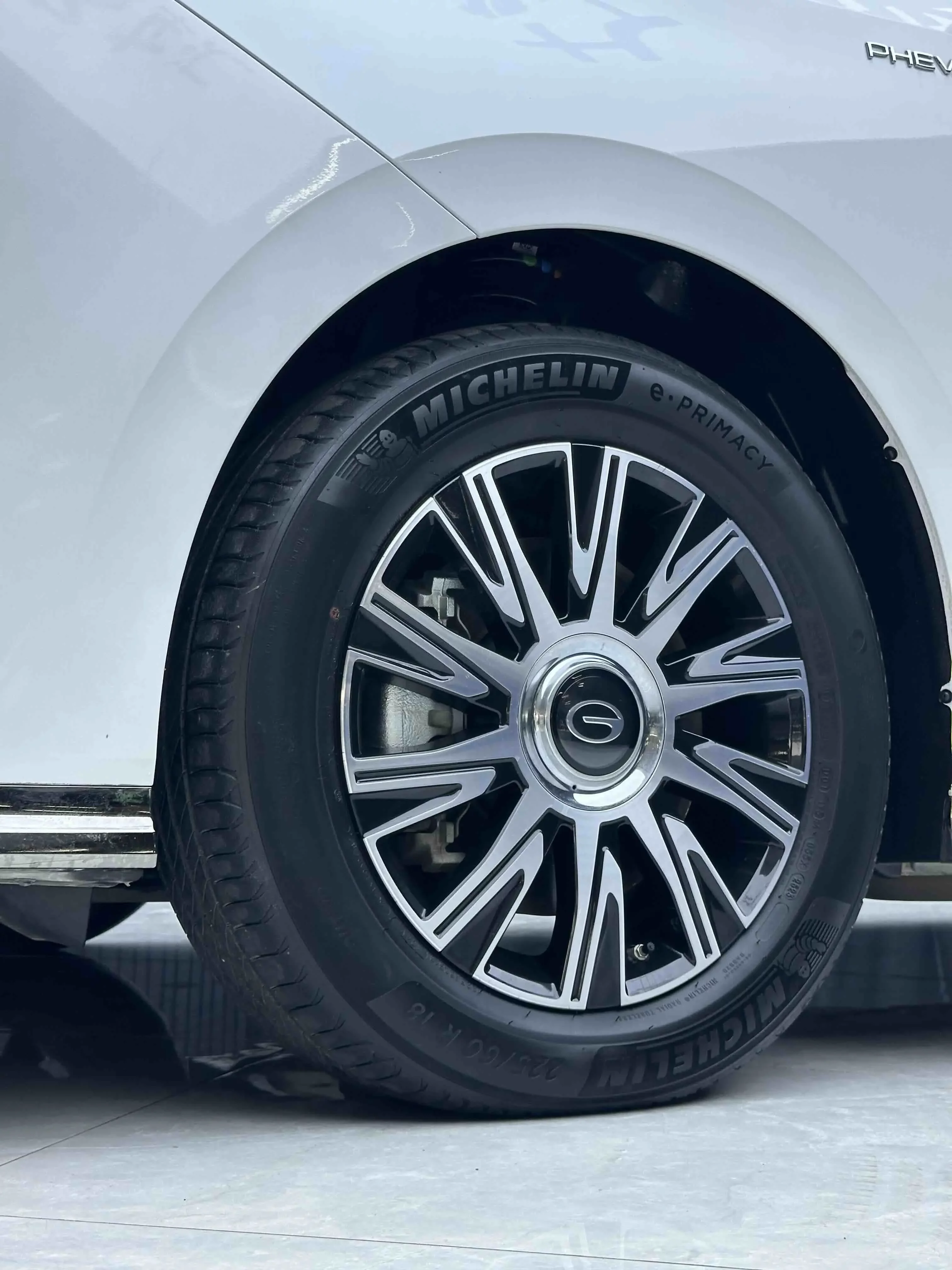 GAC Trumpchi E9 PHEV