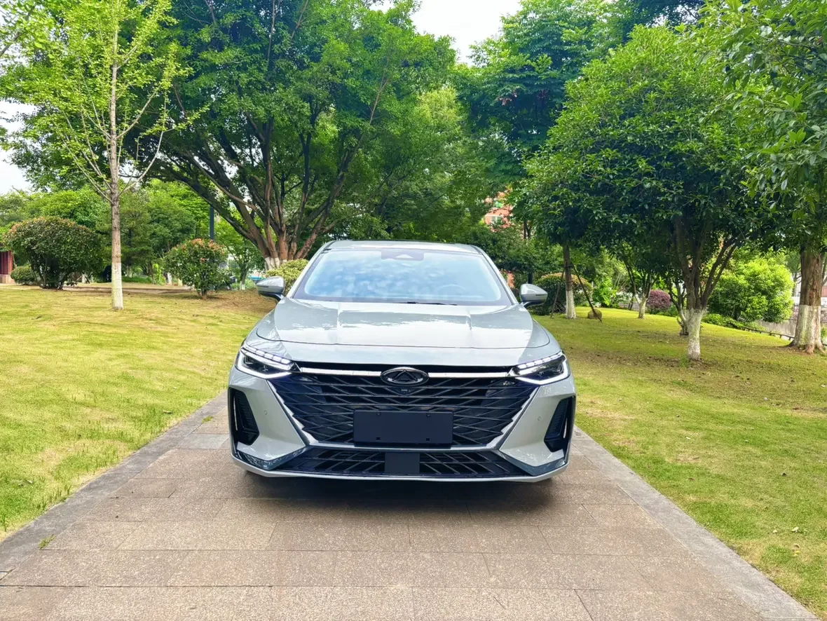 Chery Arrizo 8