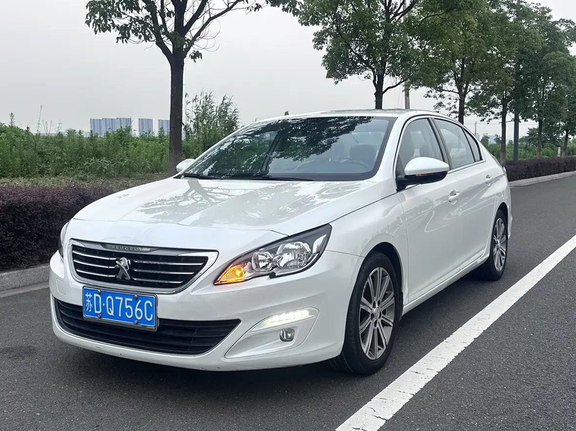 Peugeot 408