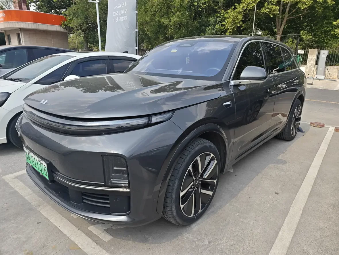 Li L7 (Ideal L7)  из Китая