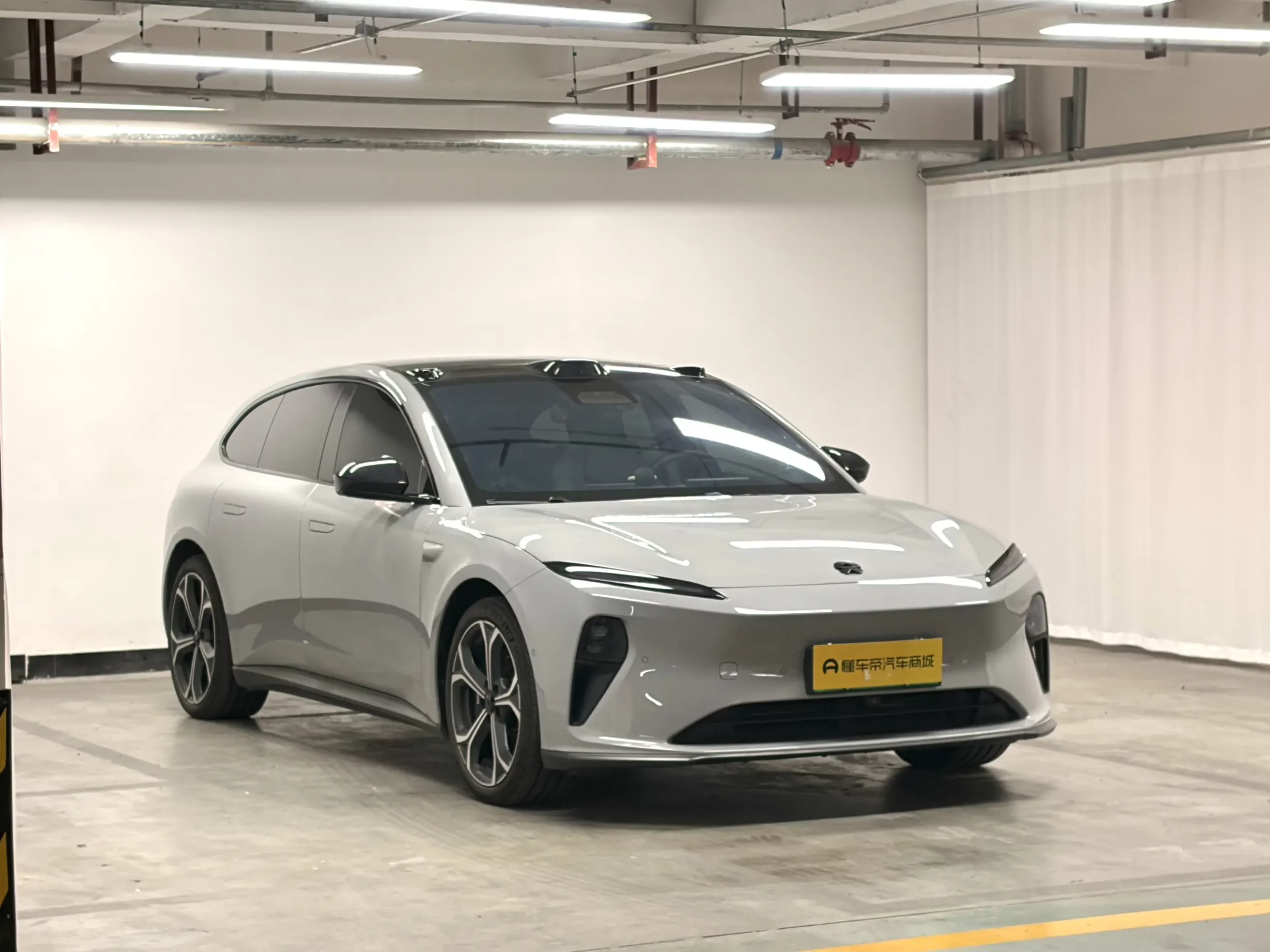 NIO ET5T
