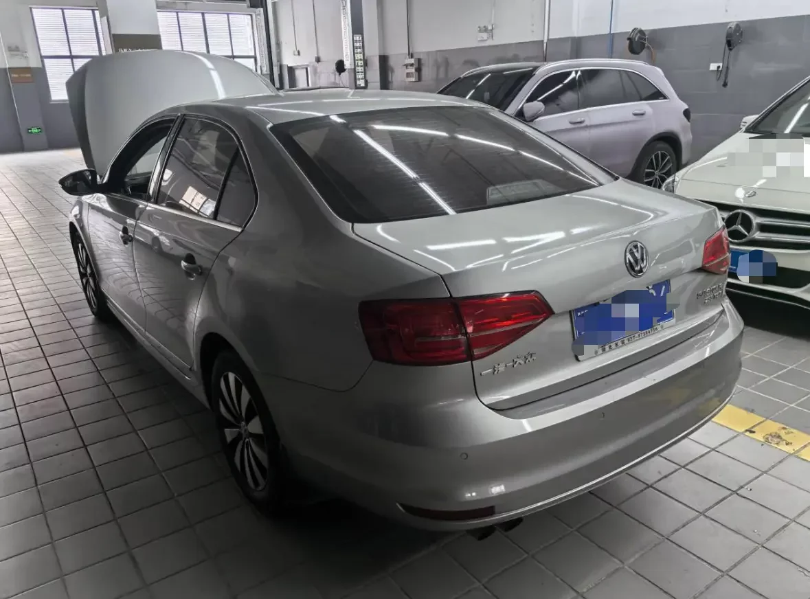 Volkswagen Sagitar