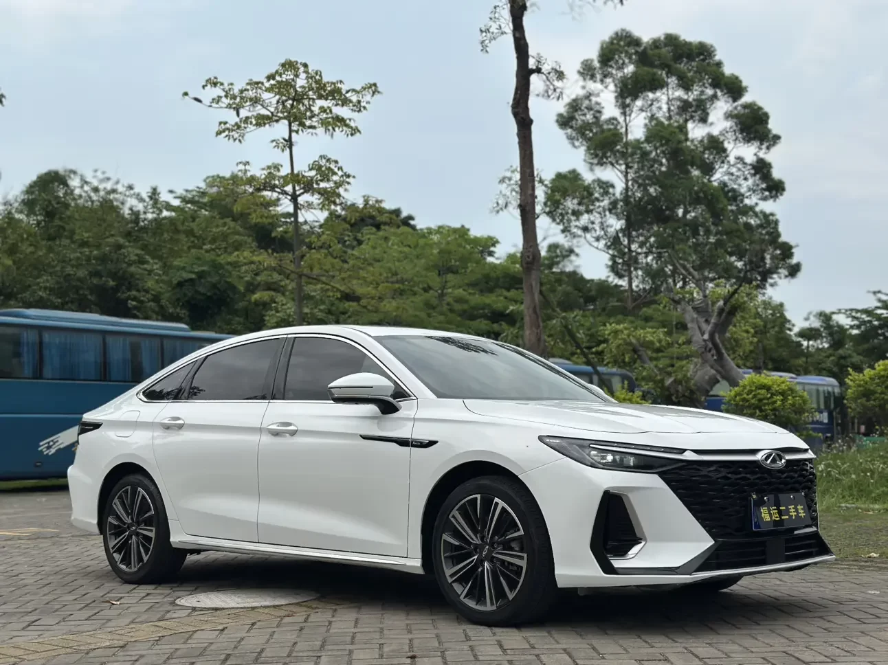 Chery Arrizo 8