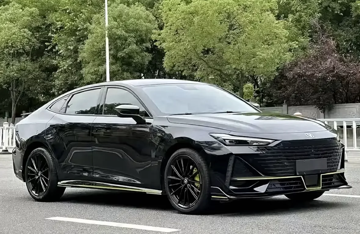Changan UNI-V