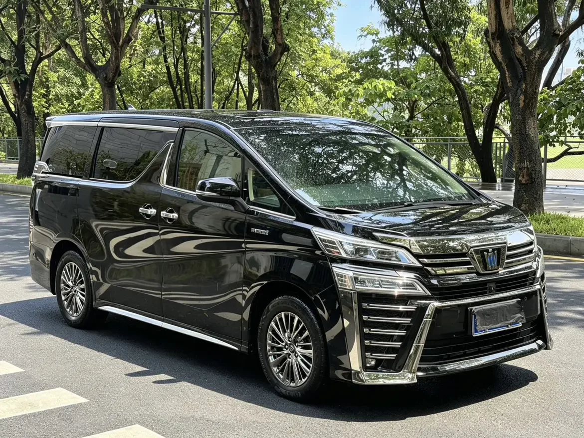 Toyota Crown Wellfire