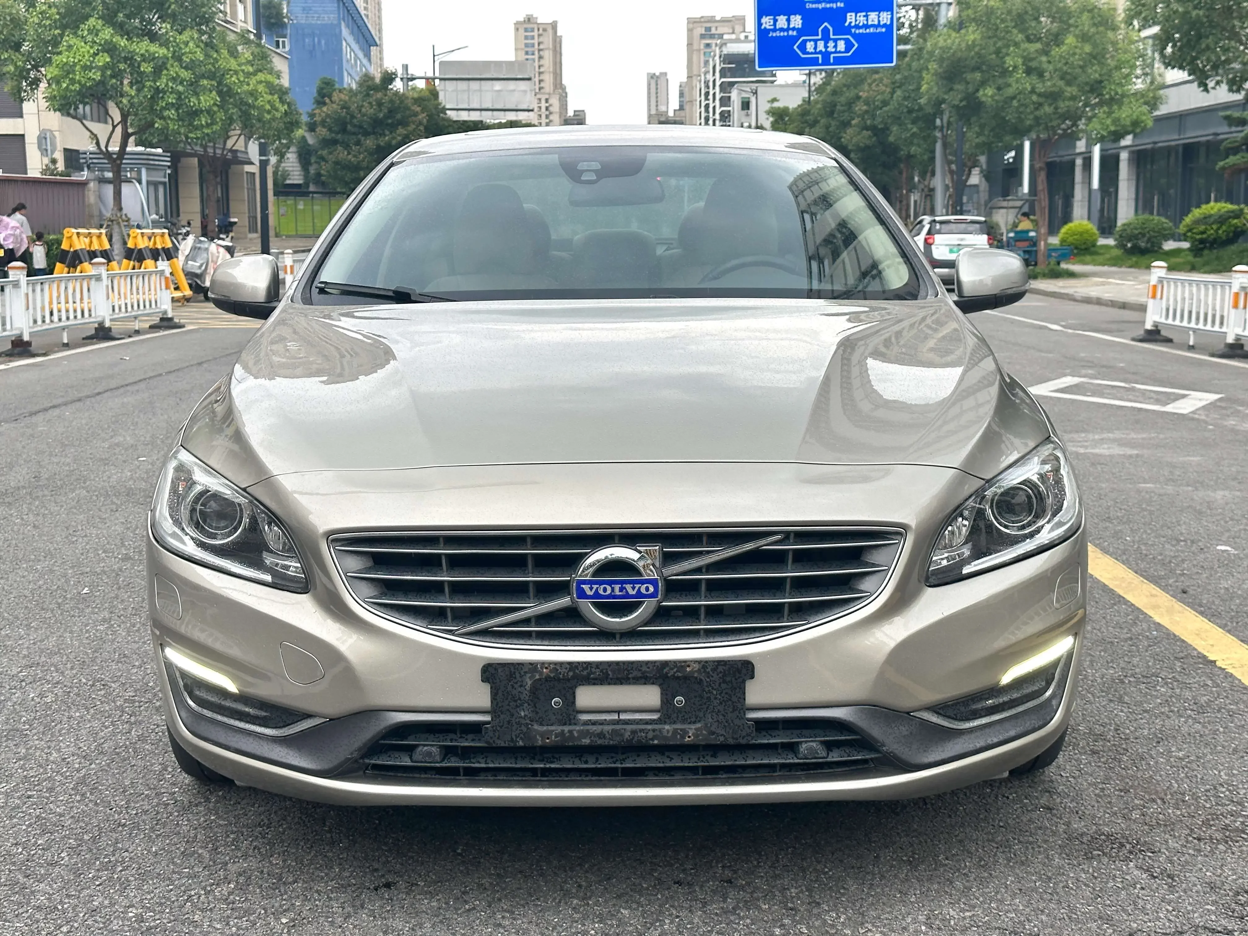 Volvo S60