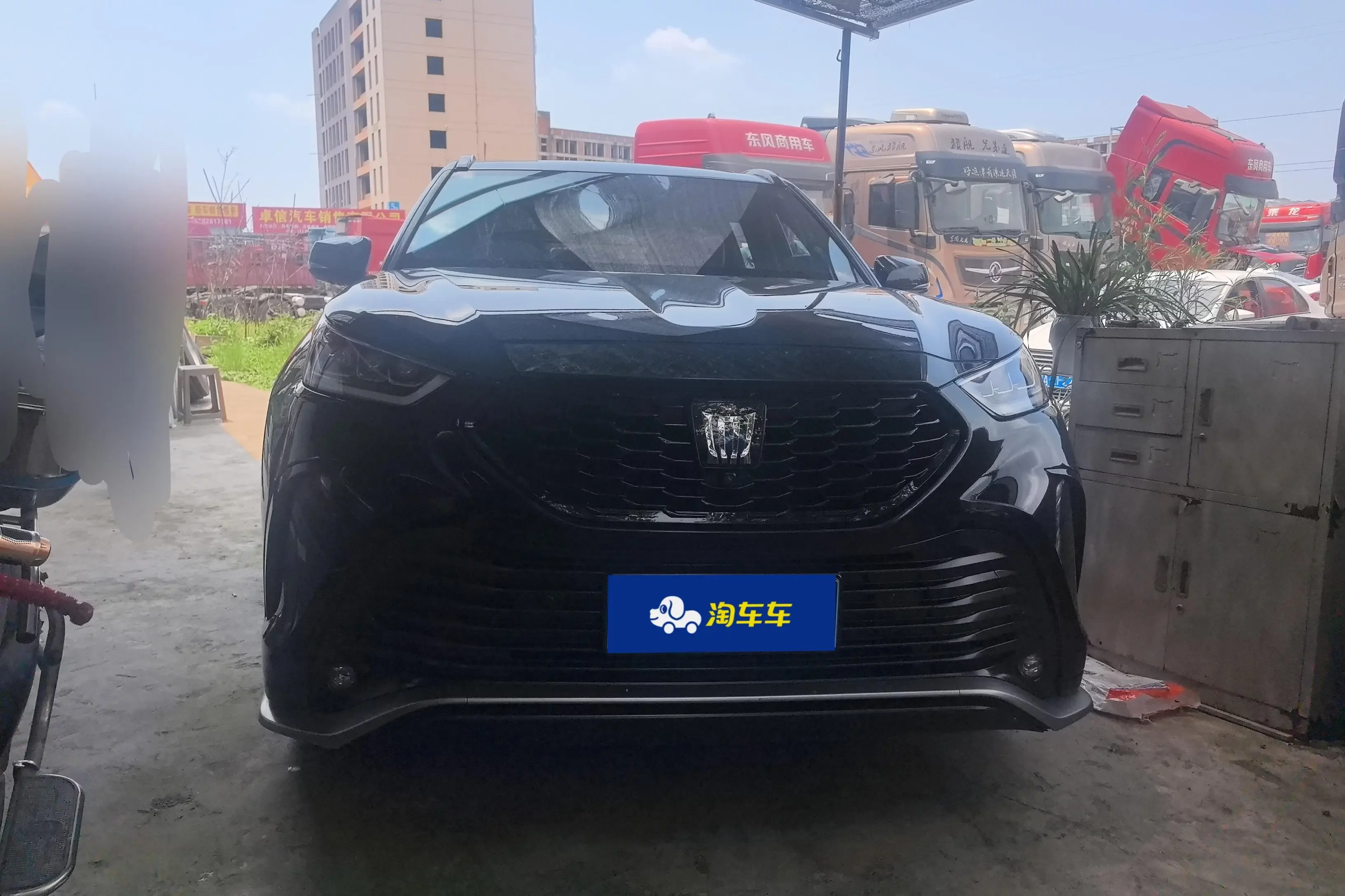 Toyota Crown Kluger