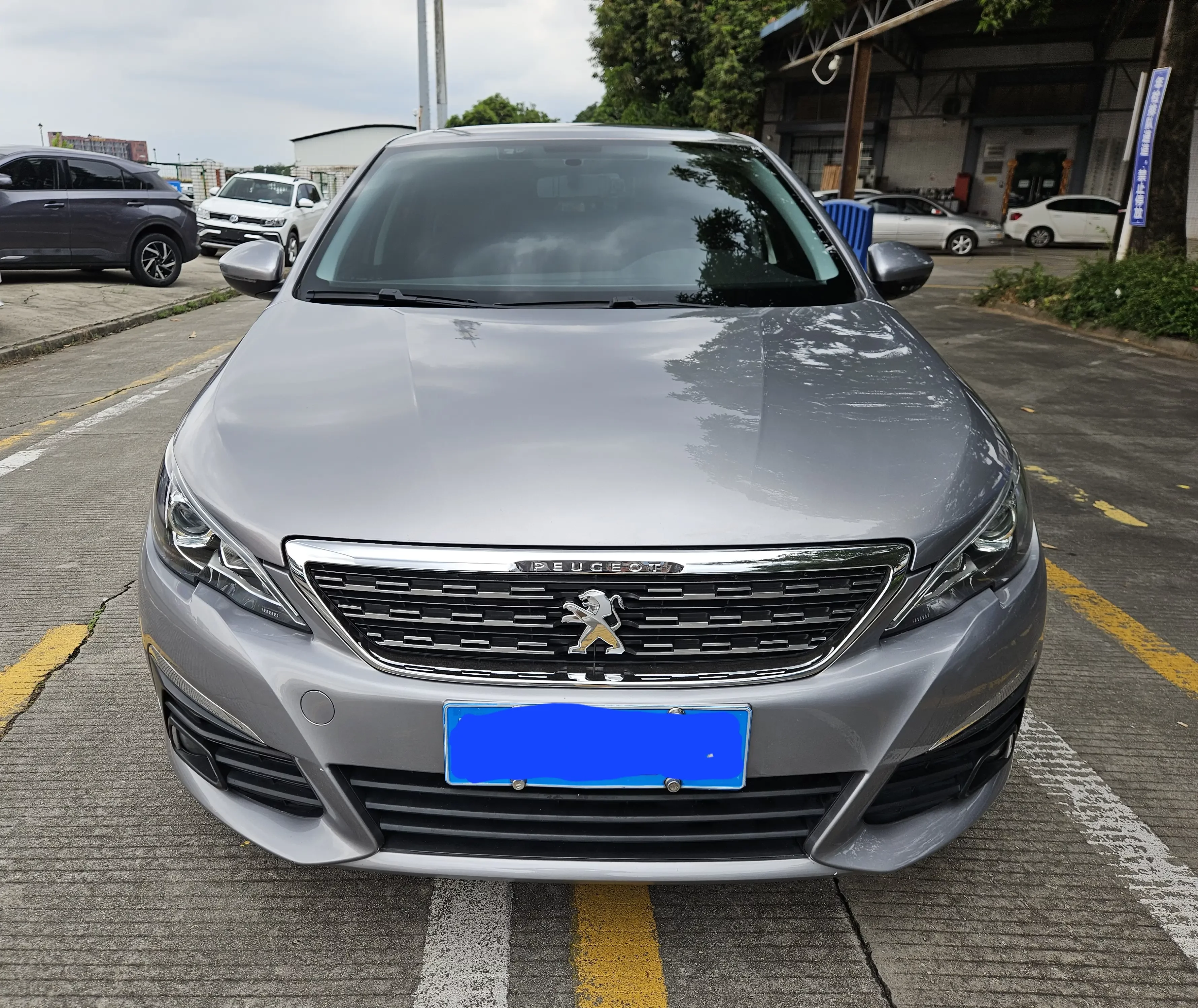 Peugeot 308