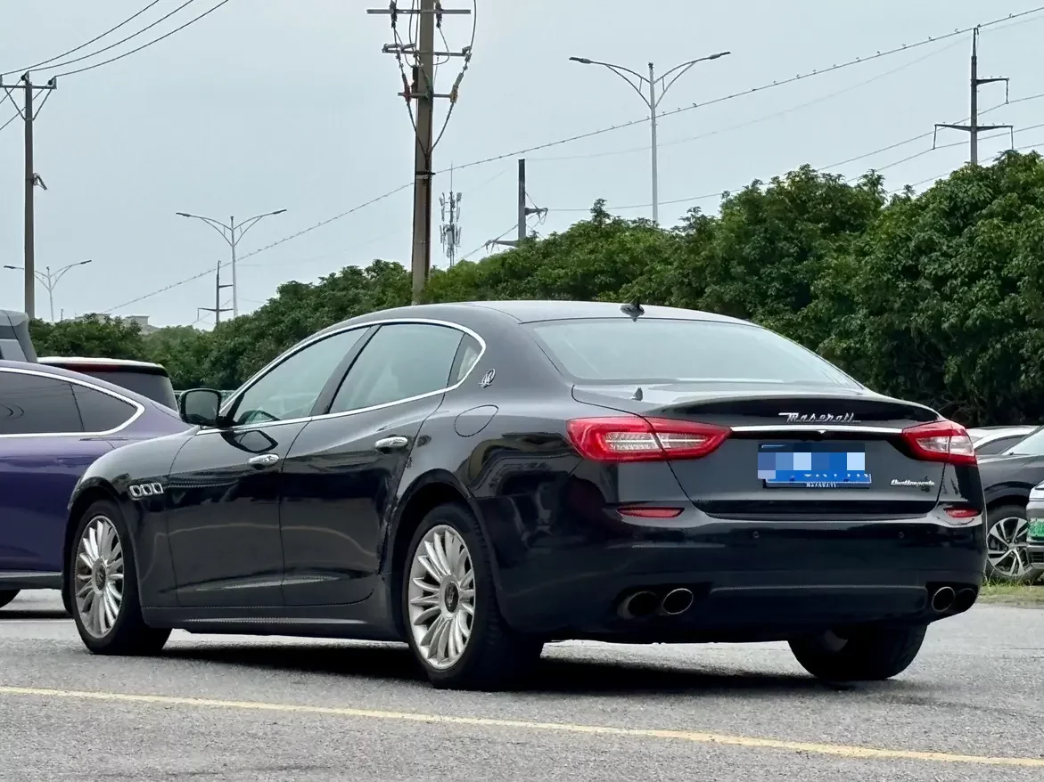 Maserati President