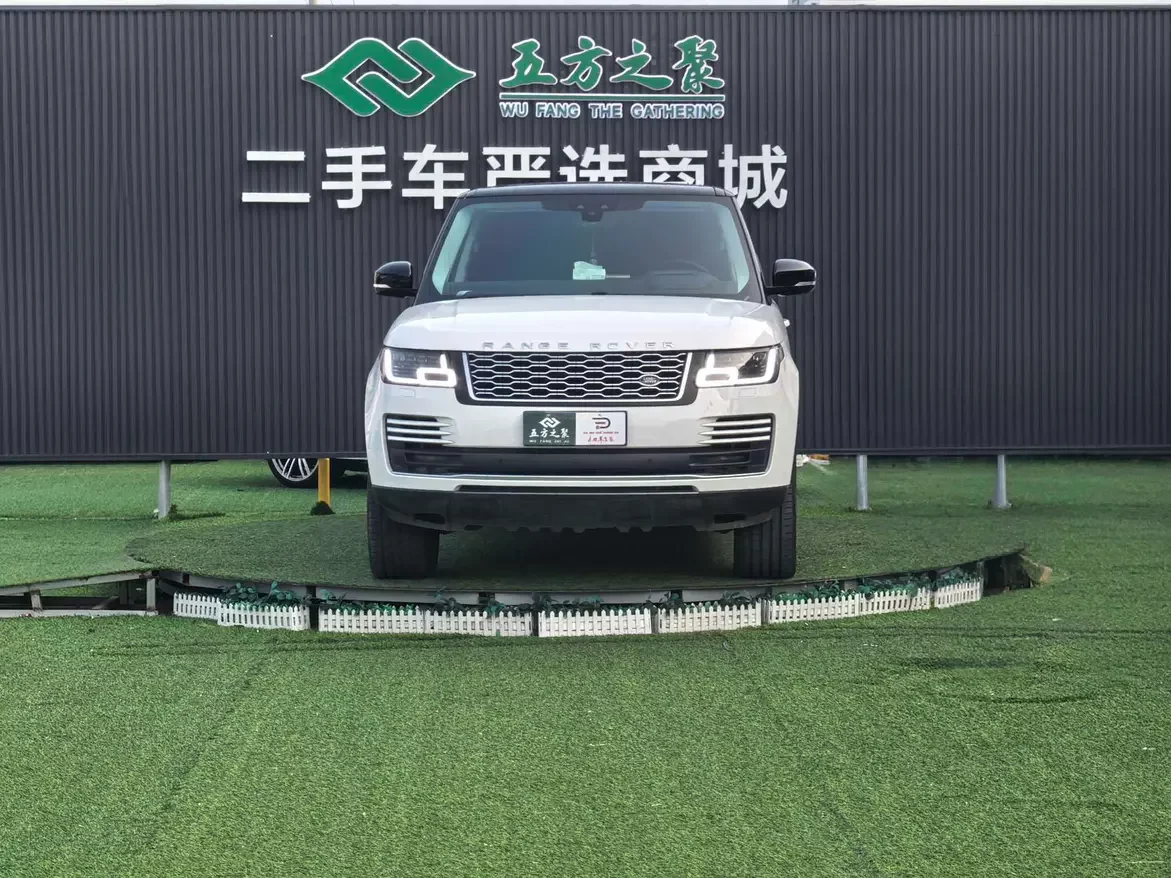 Land Rover range rover