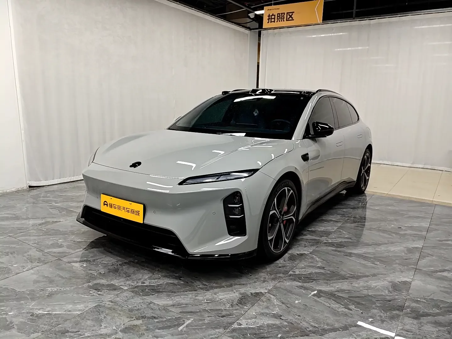 NIO ET5T