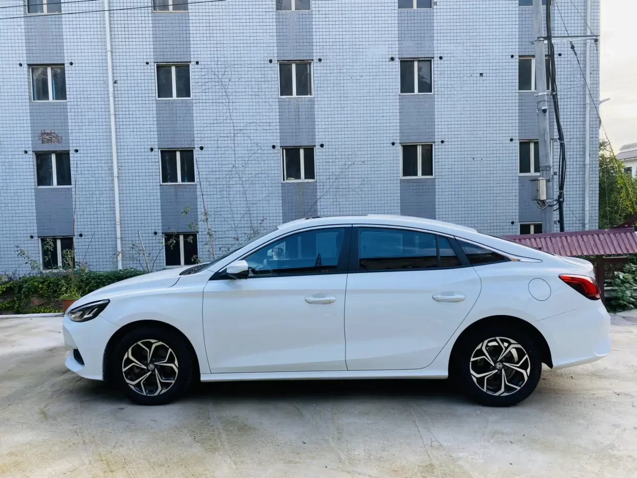 MG 5