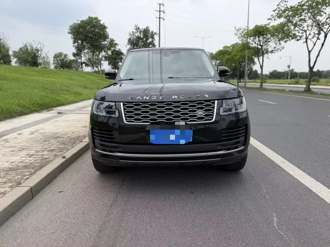 Land Rover range rover