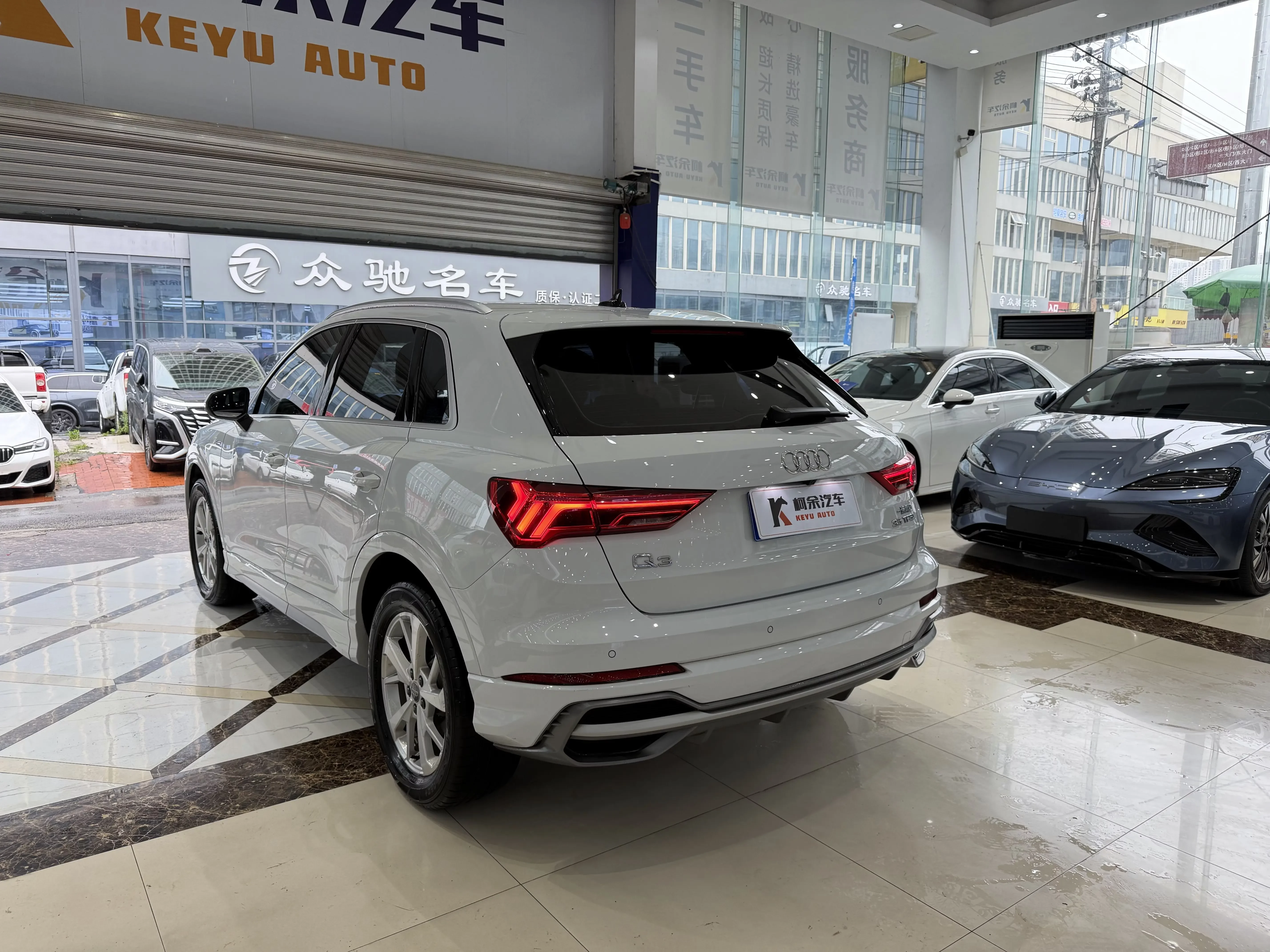 Audi Q3