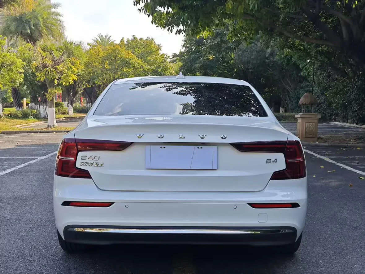 Volvo S60