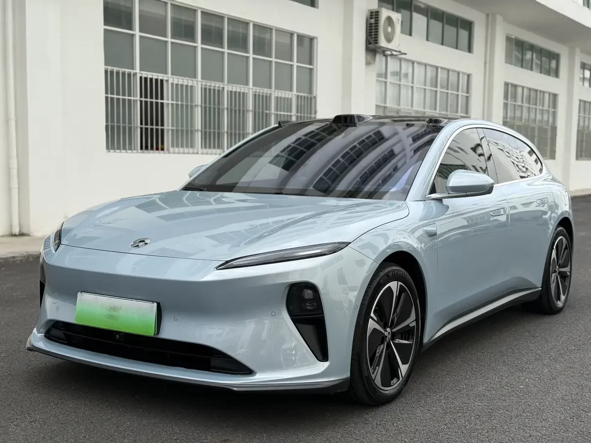 NIO ET5T