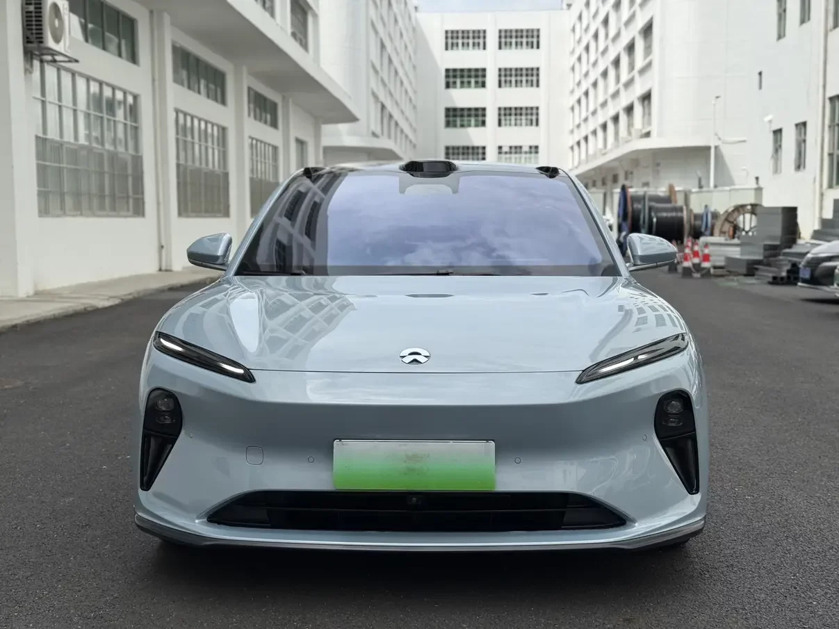 NIO ET5T