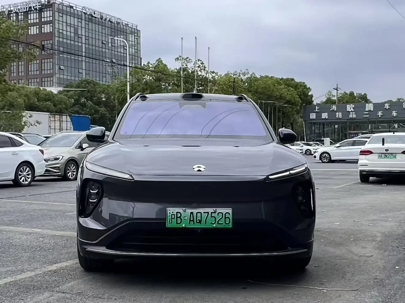 NIO ES6