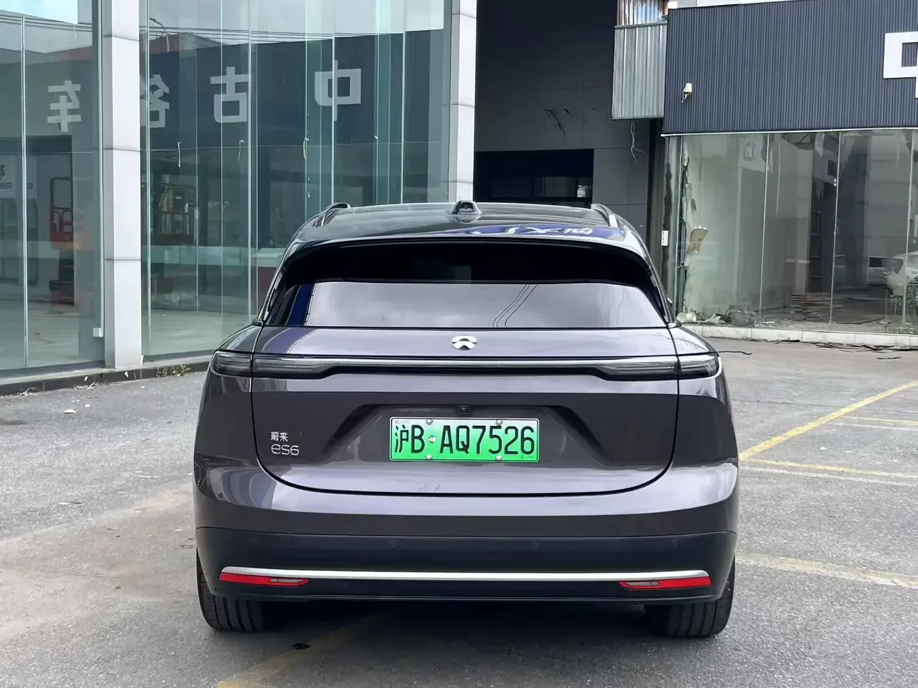 NIO ES6