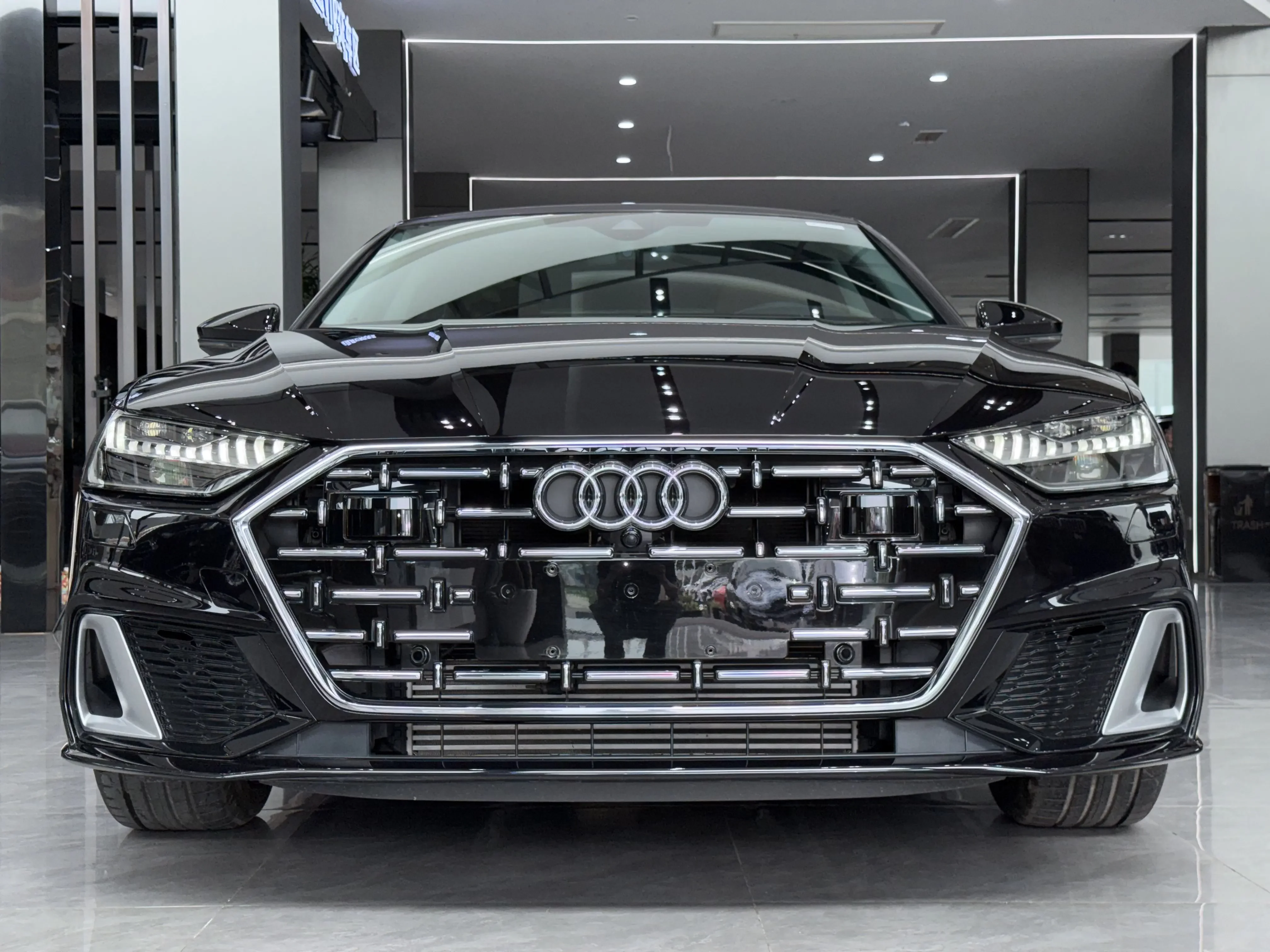 Audi A7L