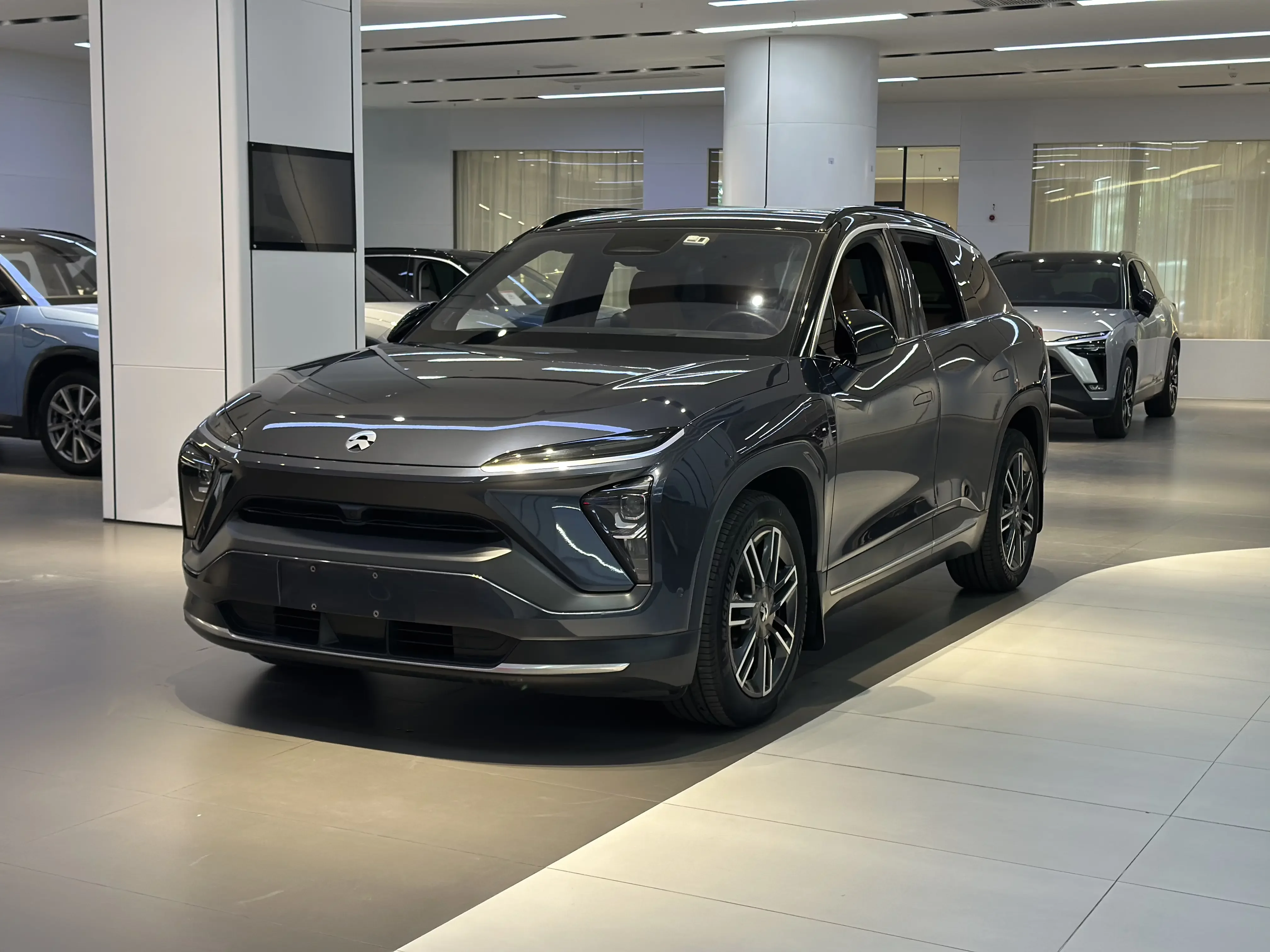 NIO ES6