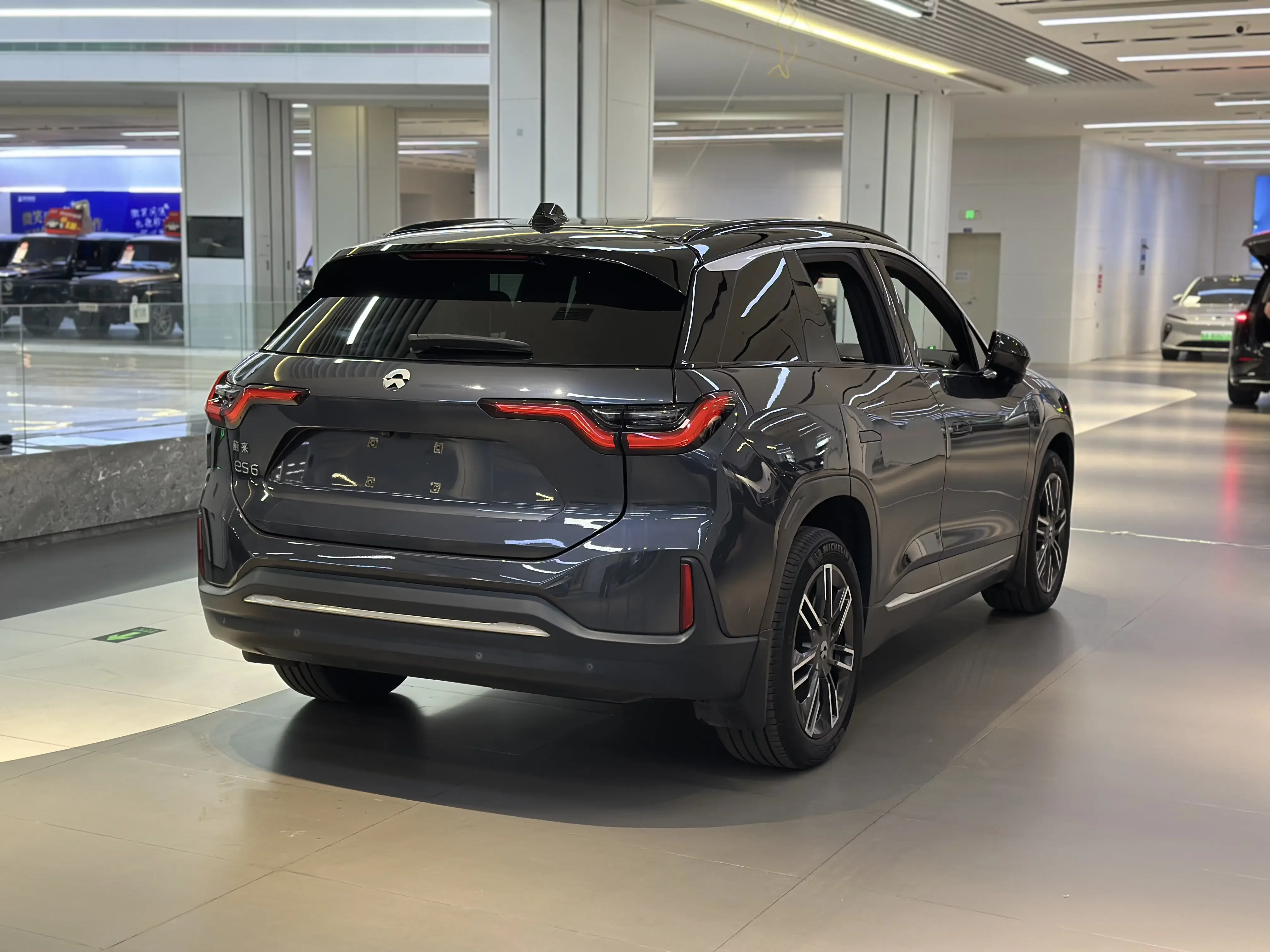 NIO ES6