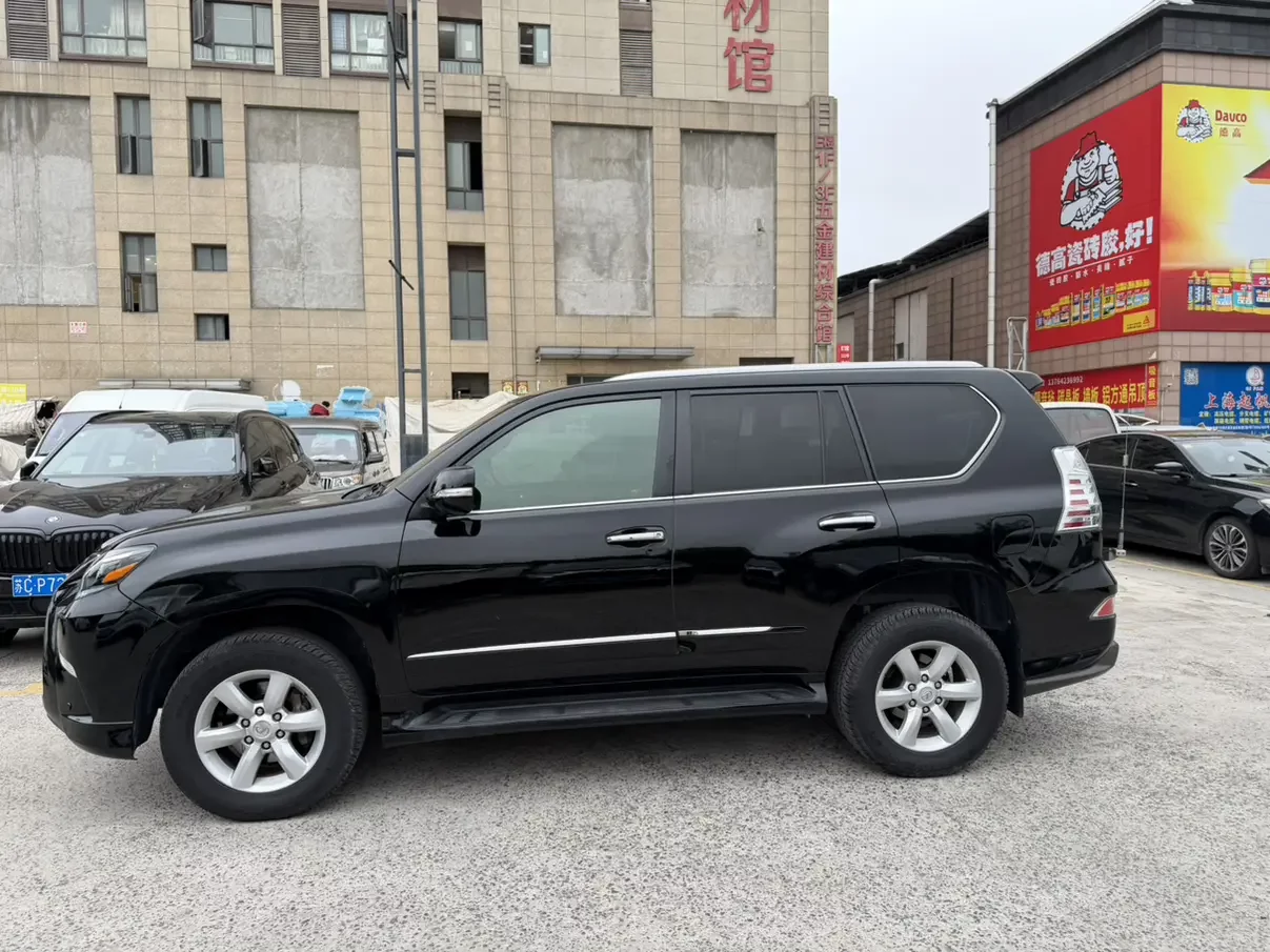 Lexus GX