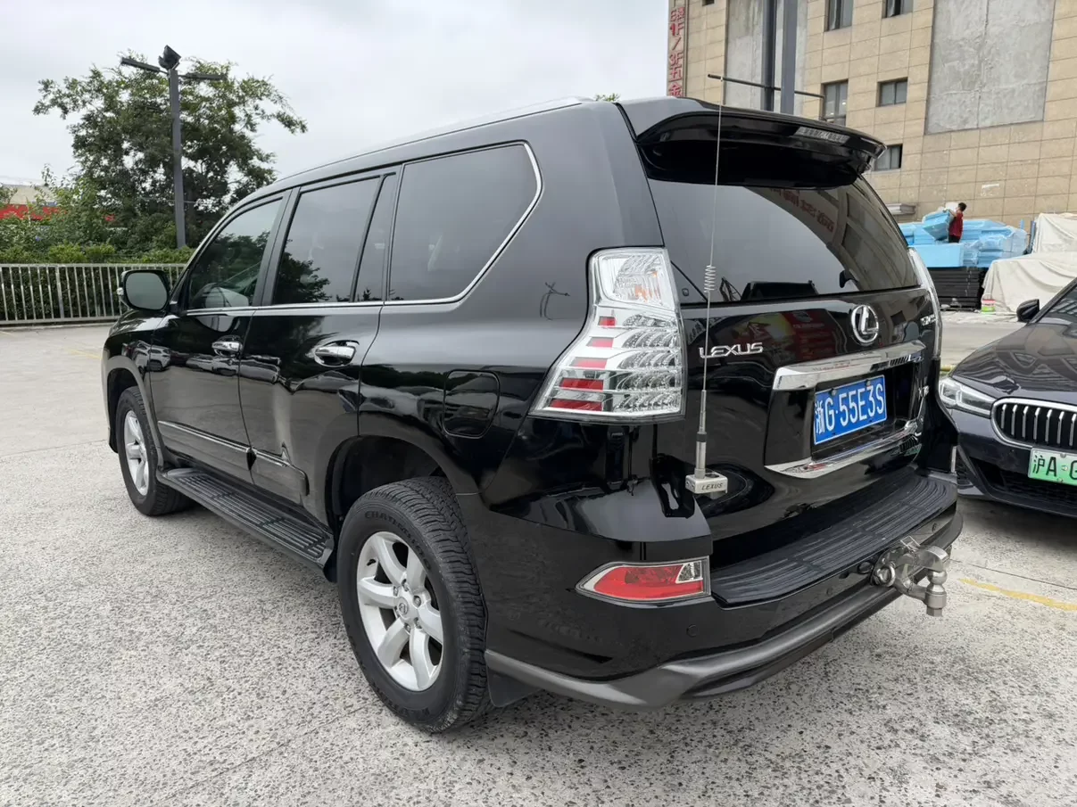 Lexus GX