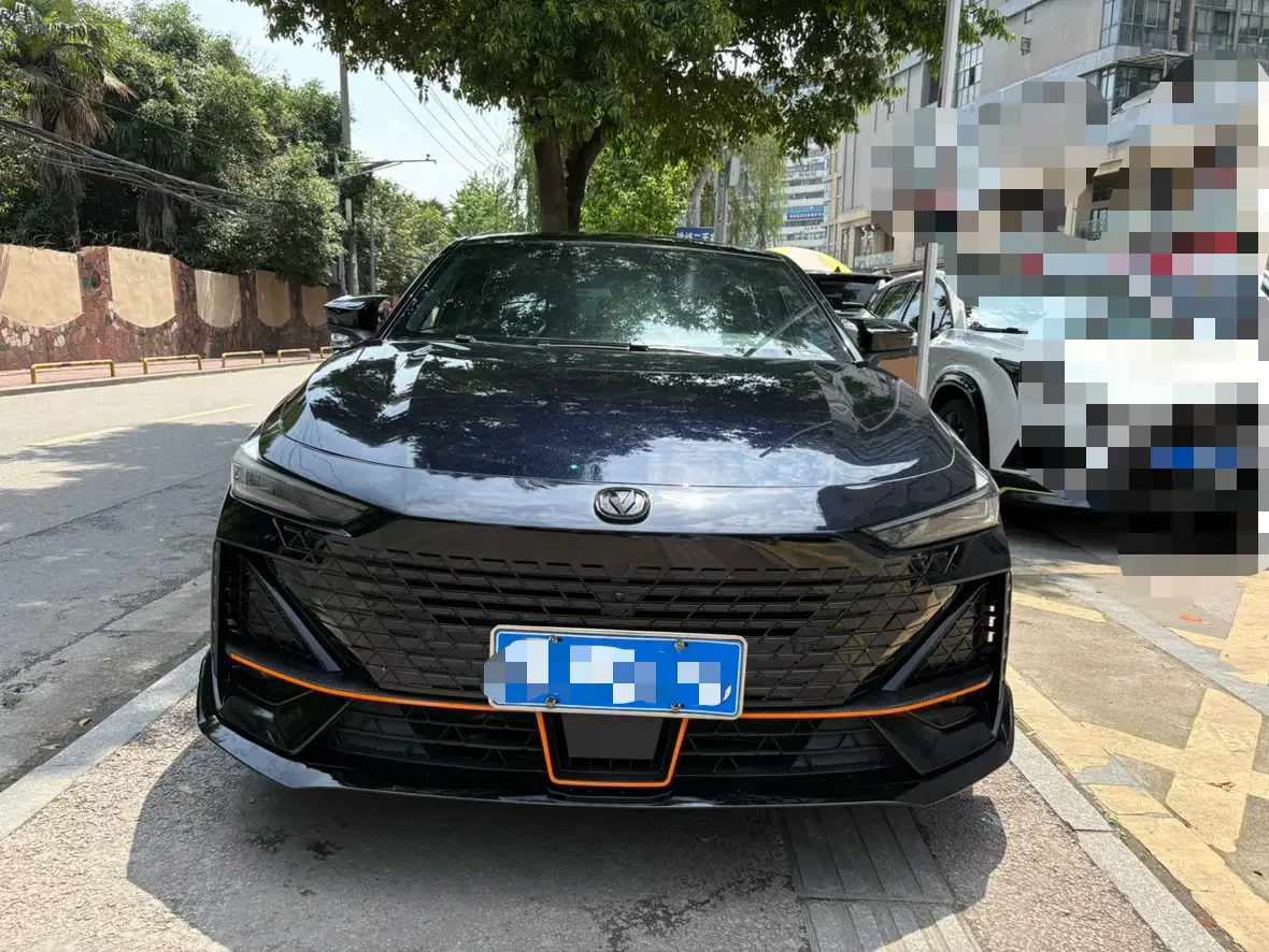 Changan UNI-V
