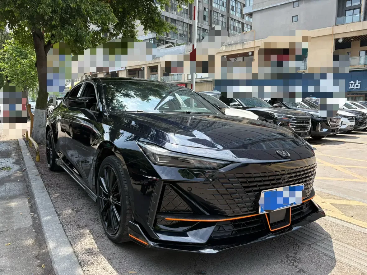 Changan UNI-V