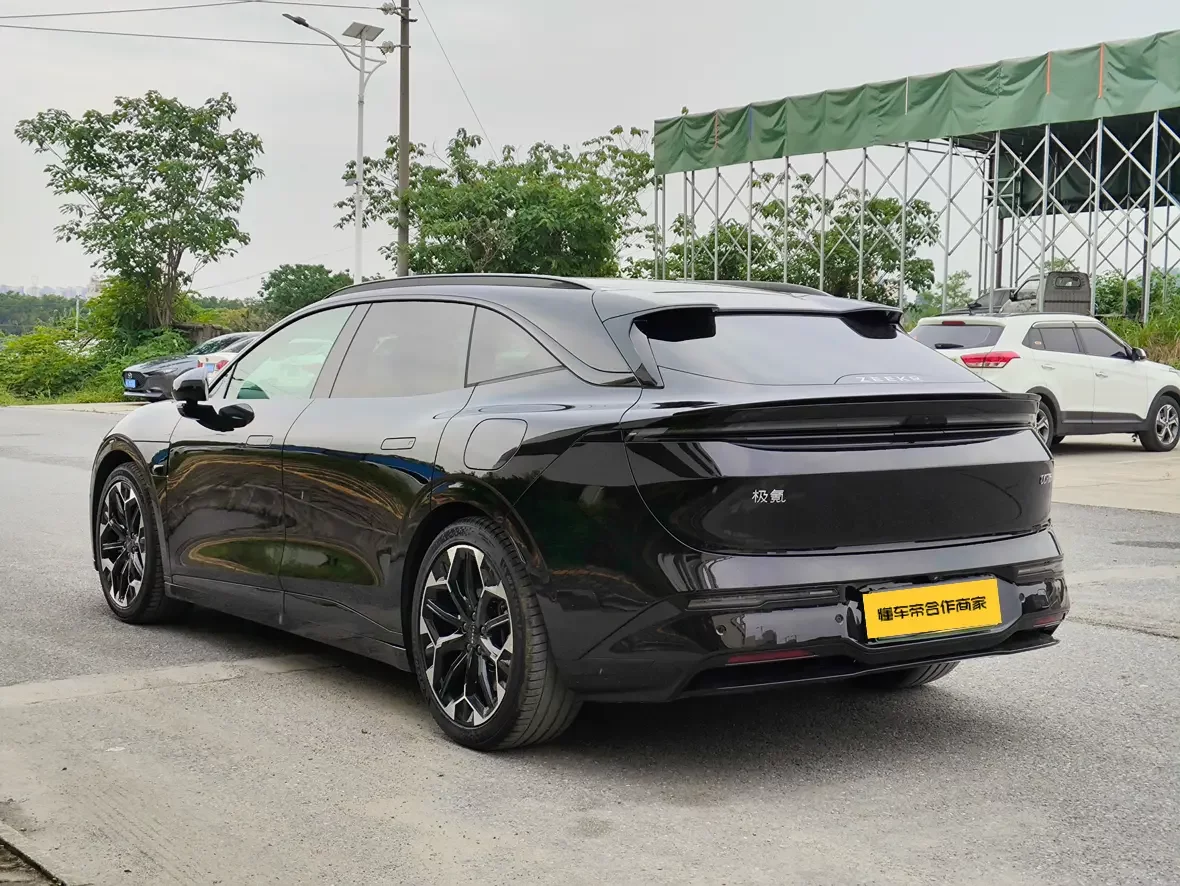 ZEEKR 007GT