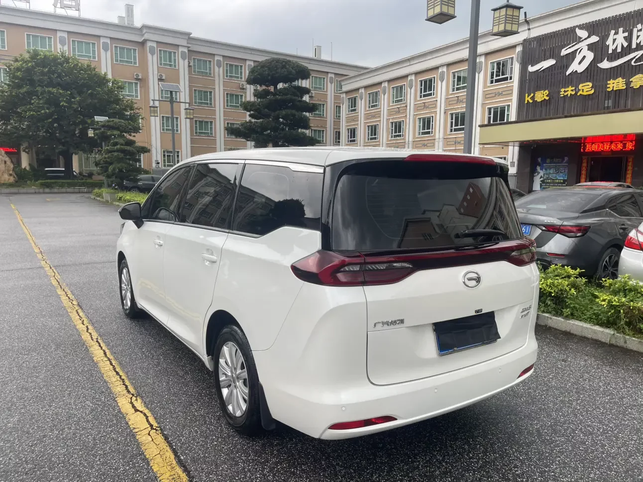 GAC Trumpchi M6
