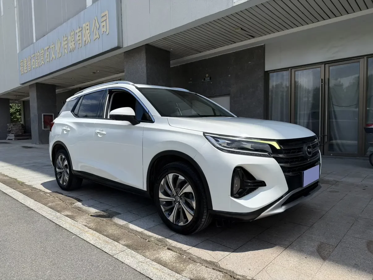 GAC Trumpchi GS4