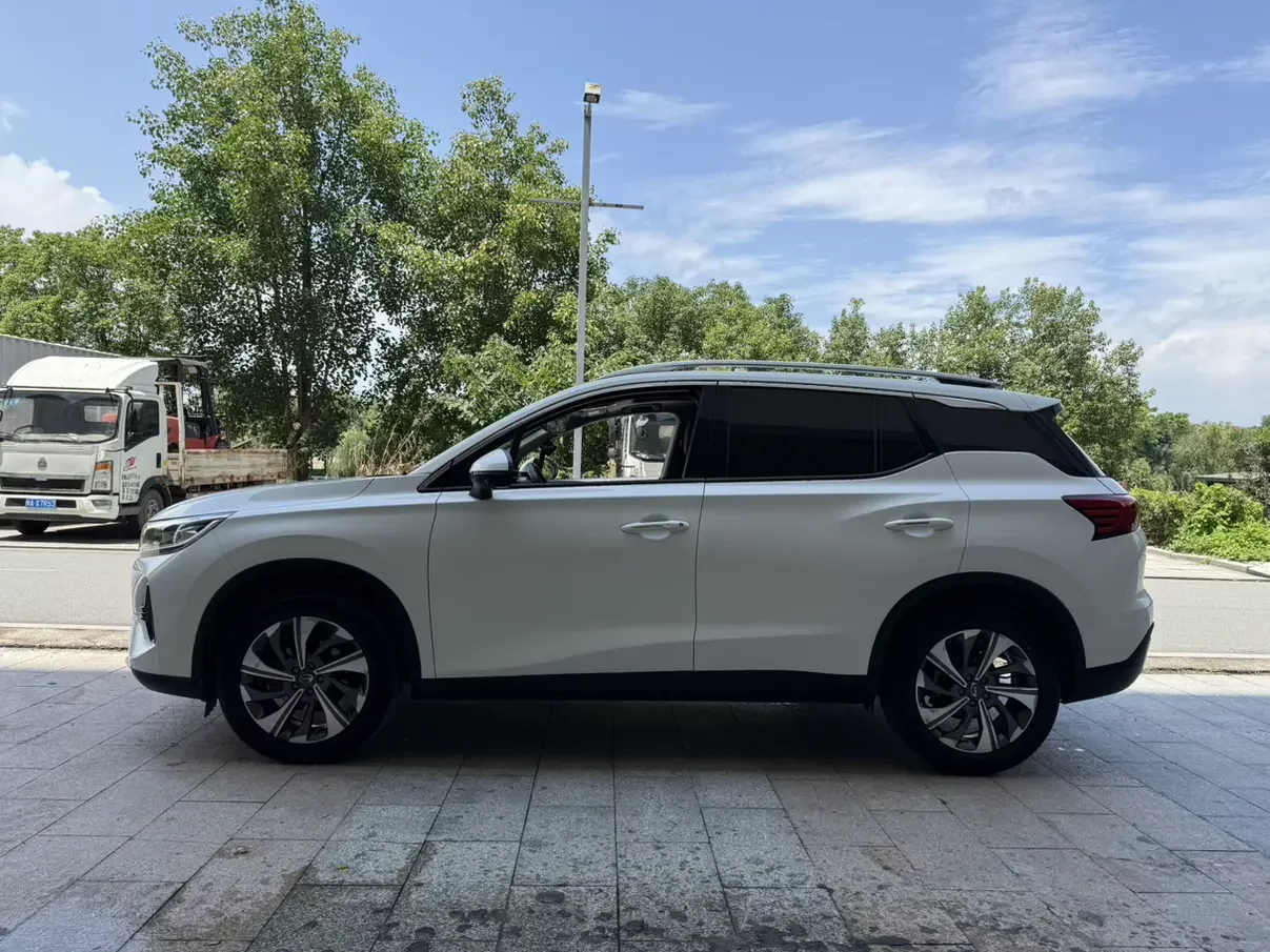 GAC Trumpchi GS4