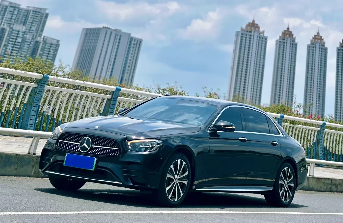 Mercedes-Benz E-Class PHEV