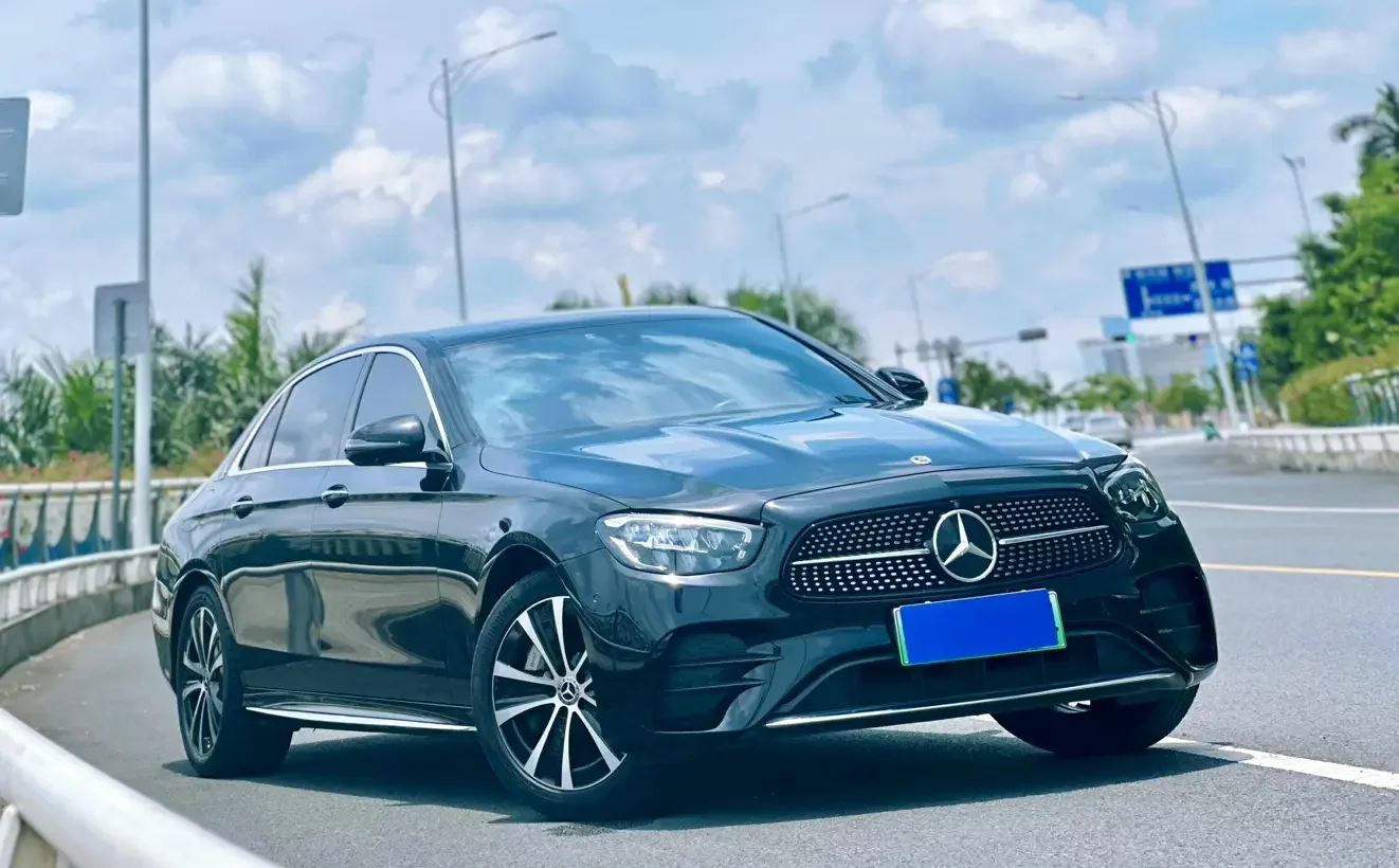 Mercedes-Benz E-Class PHEV
