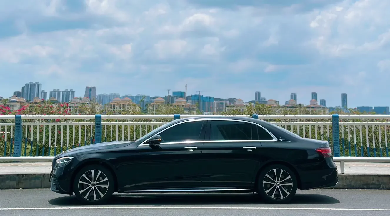 Mercedes-Benz E-Class PHEV