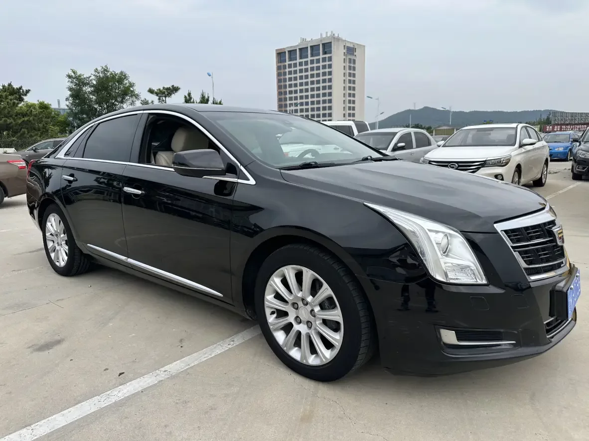 Cadillac XTS