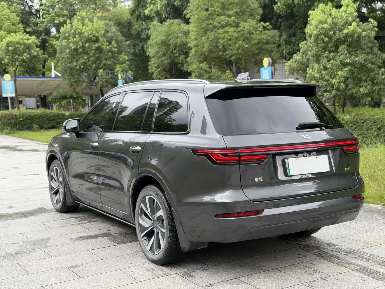 Lixiang ONE